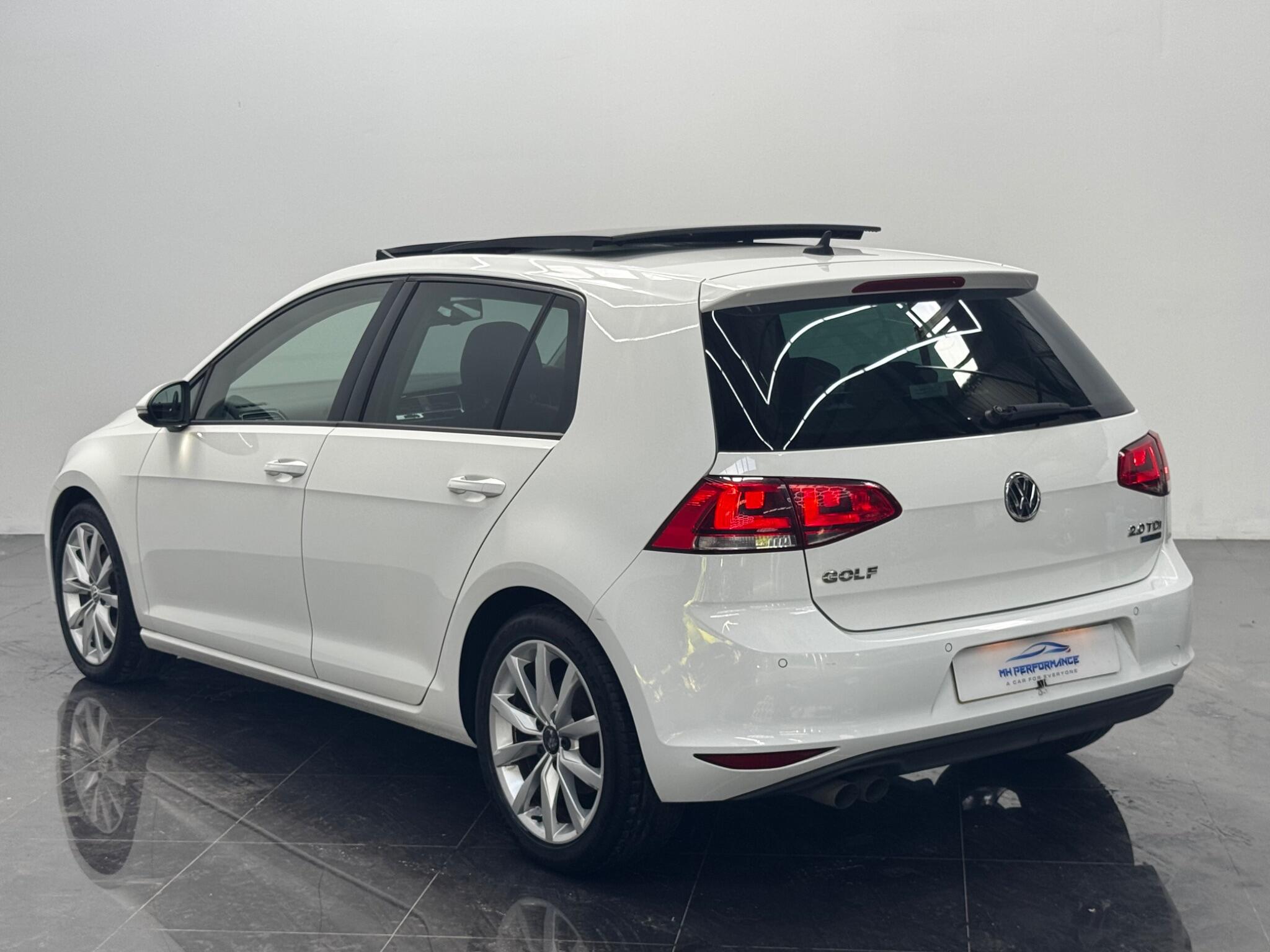 Volkswagen Golf view 21