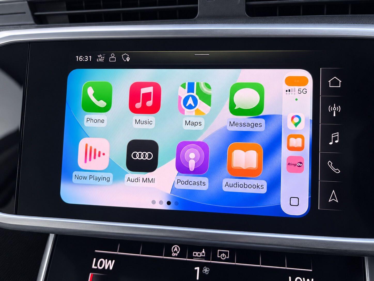 Audi A6 view 26
