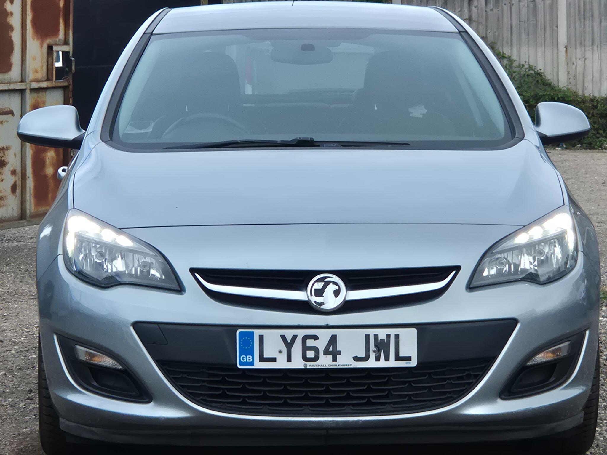 Vauxhall Astra view 2