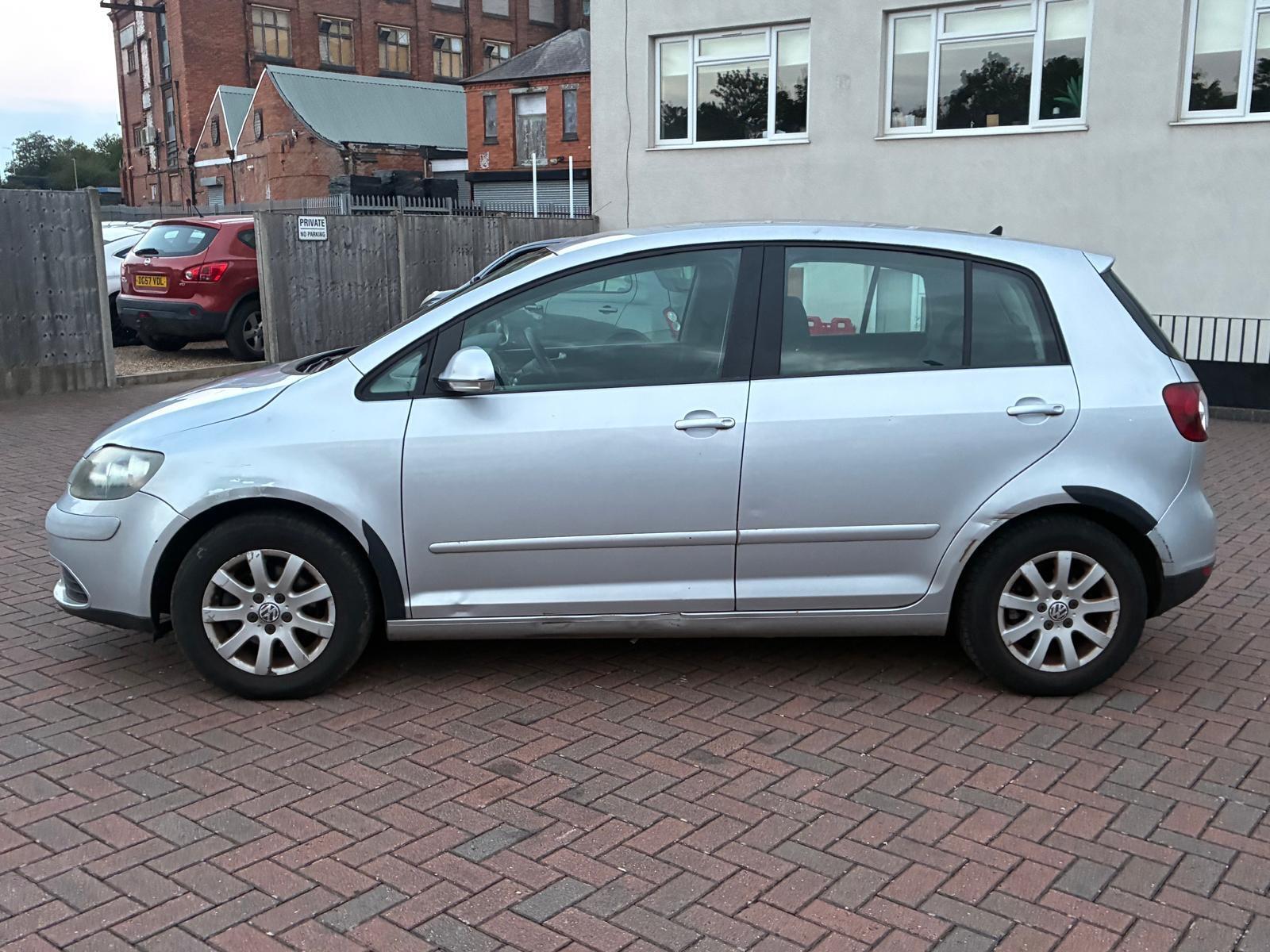 Volkswagen Golf Plus view 9
