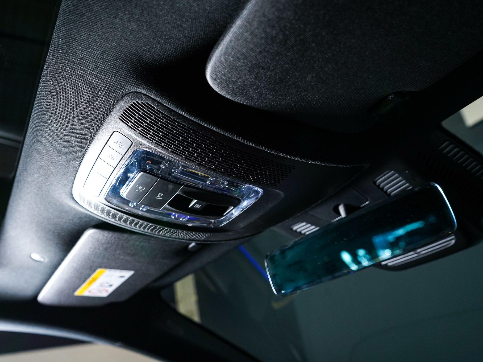 Mercedes-Benz CLA view 52