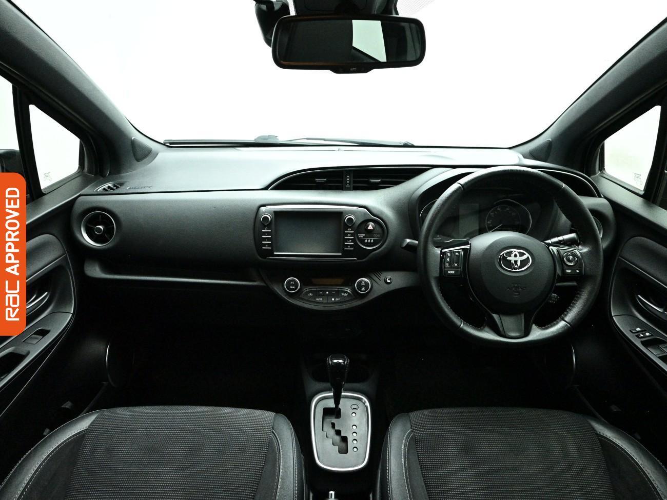 Toyota Yaris view 2