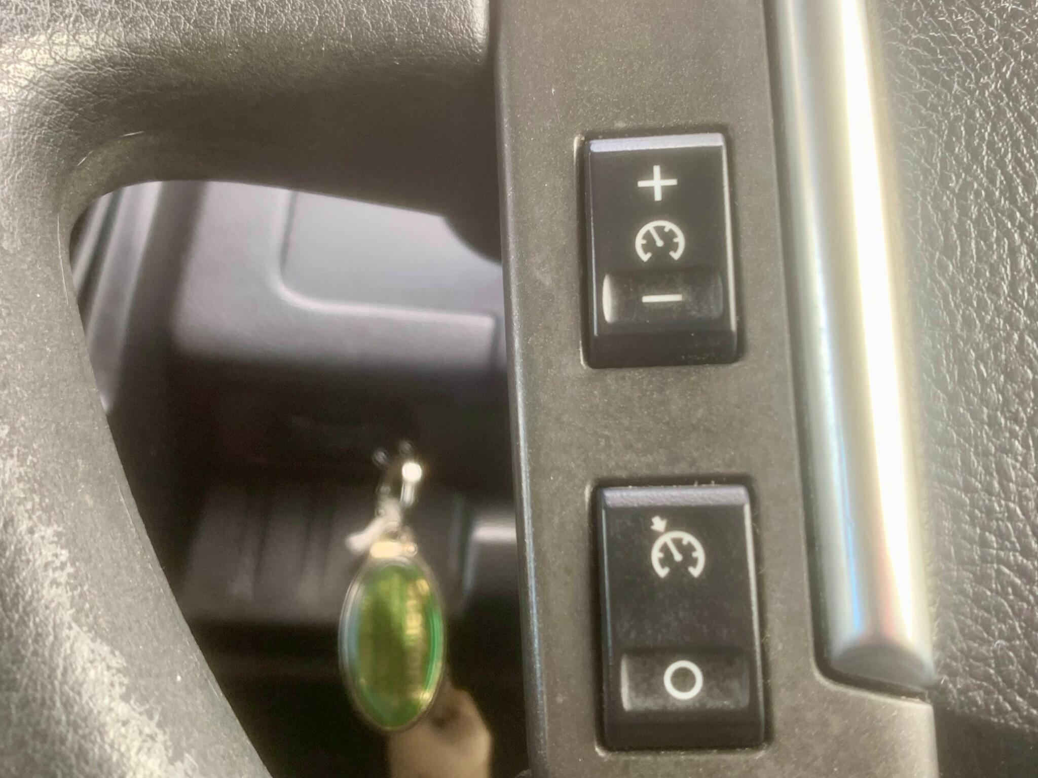 Land Rover Freelander 2 view 34