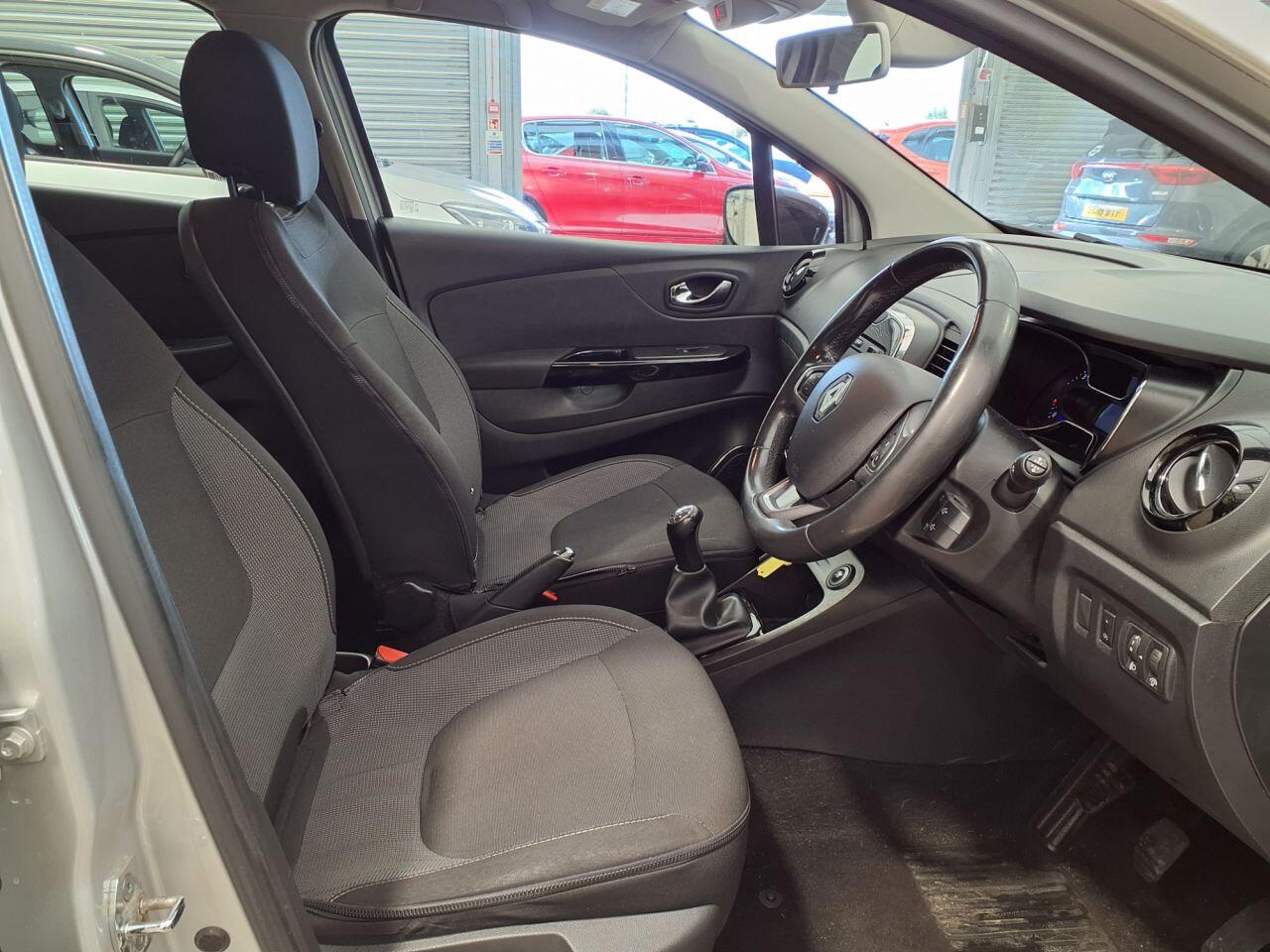 Renault Captur view 10