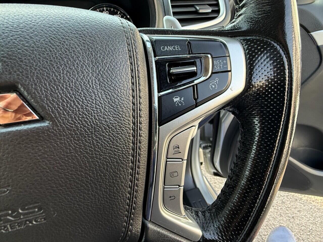 Mitsubishi Shogun Sport view 29