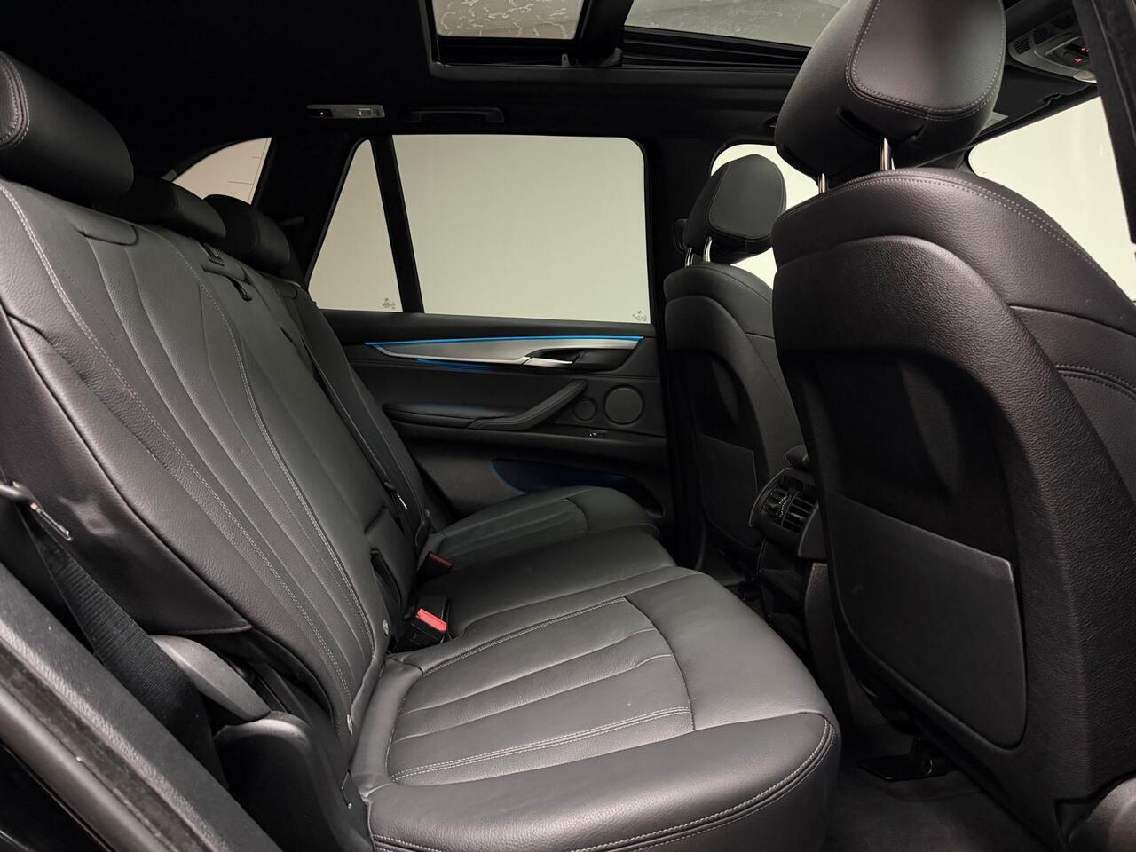 BMW X5 view 19