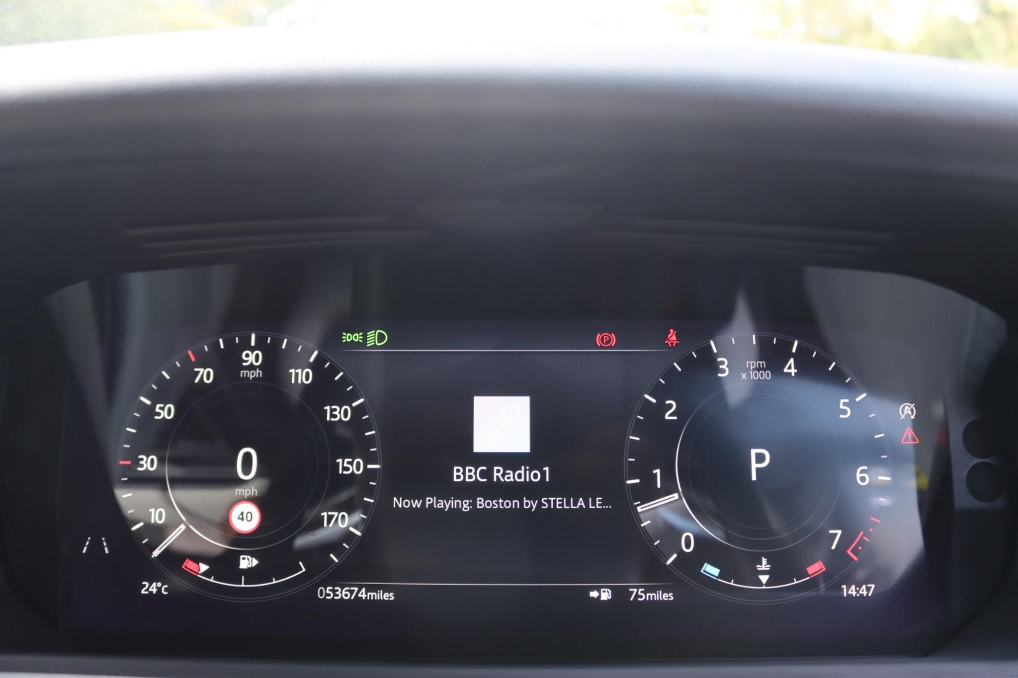 Land Rover Range Rover Velar view 53