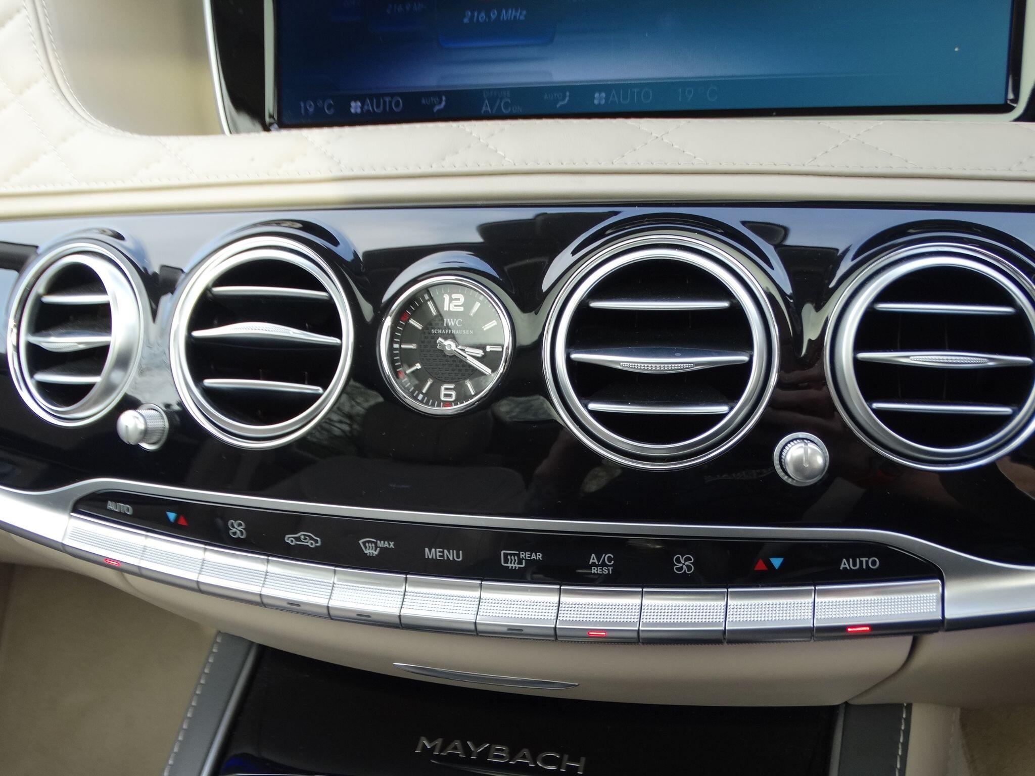 Mercedes-Benz Maybach S Class view 44