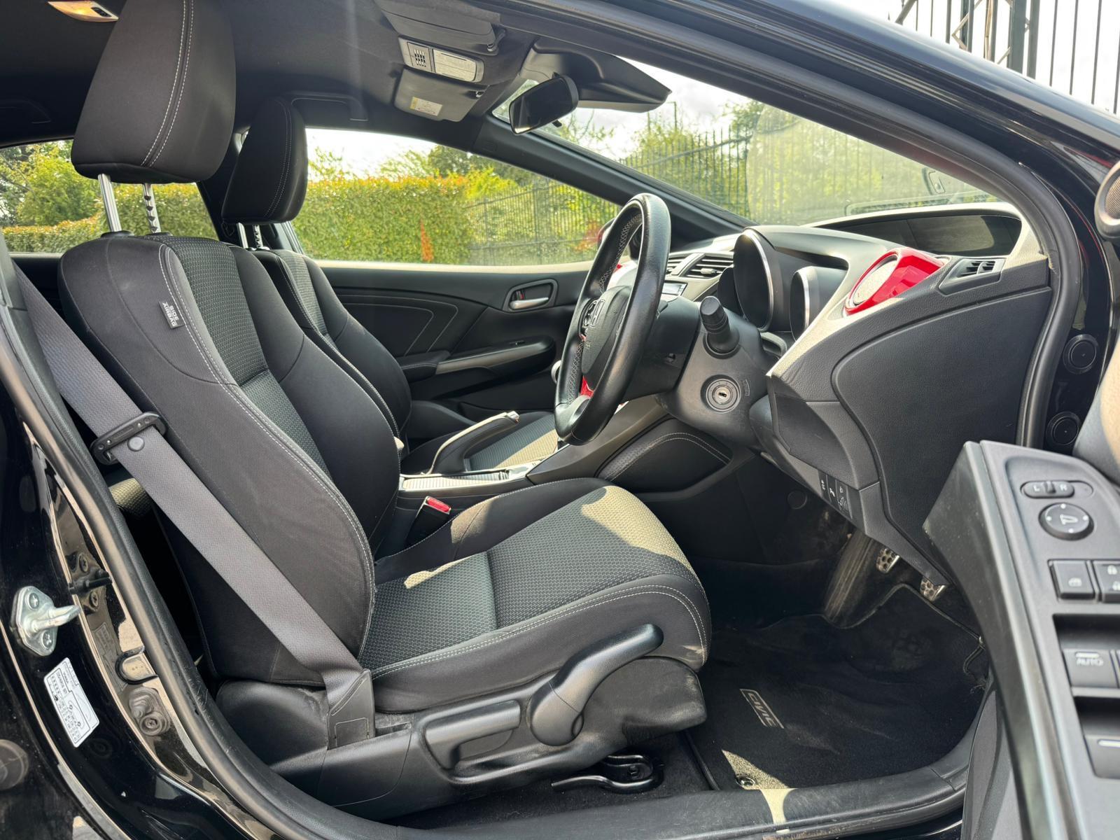 2016 Honda Civic 1.8 i-VTEC Sport Euro 6 (s/s) 5dr • 54,900 miles image 13