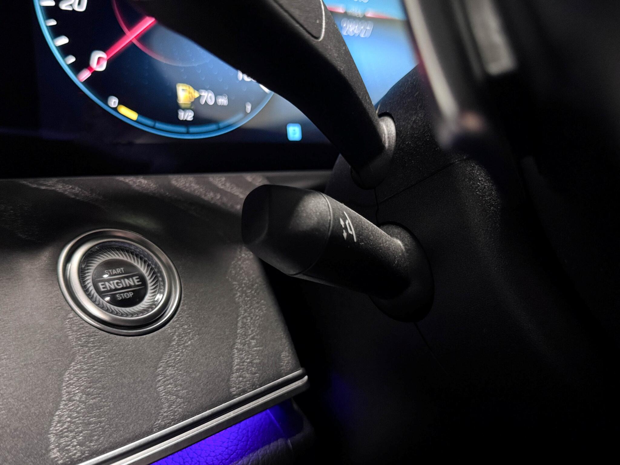 Mercedes-Benz E-Class view 16