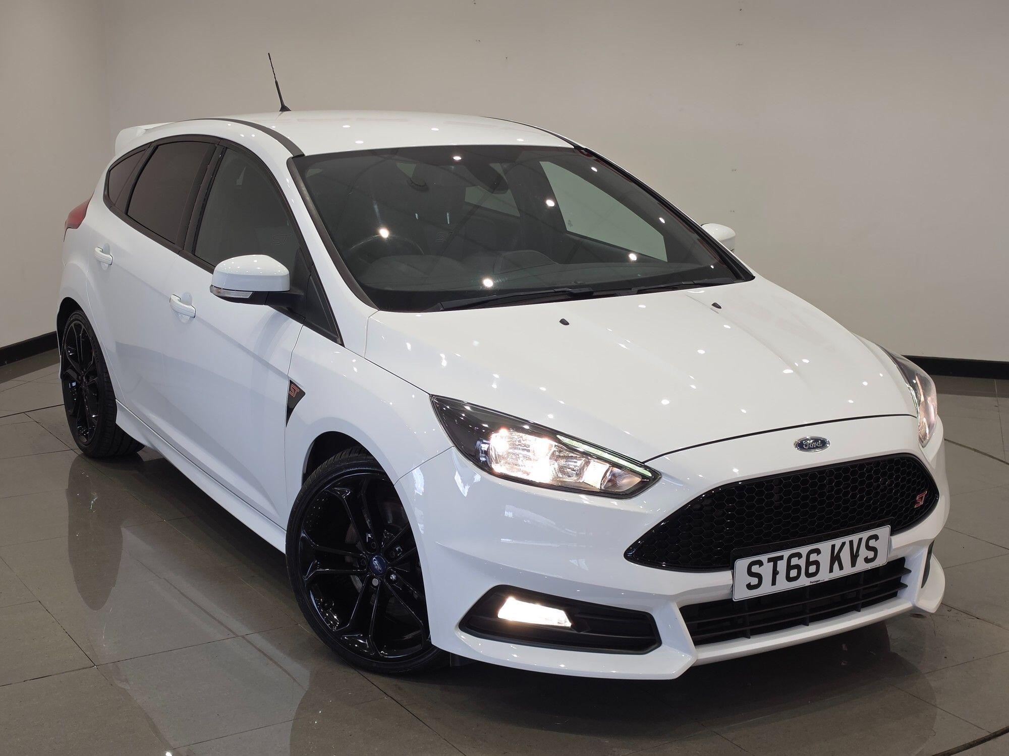 Ford Focus view 10