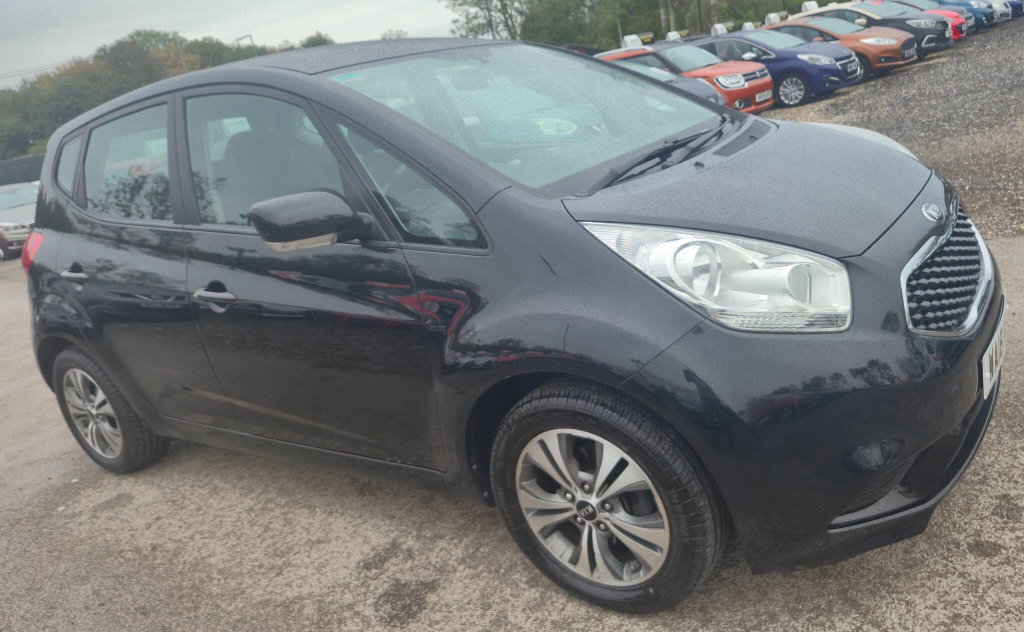 Kia Venga view 5