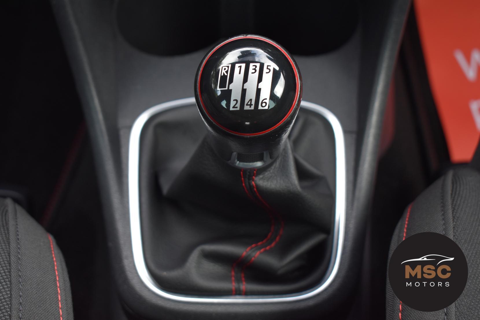 Volkswagen Polo view 43
