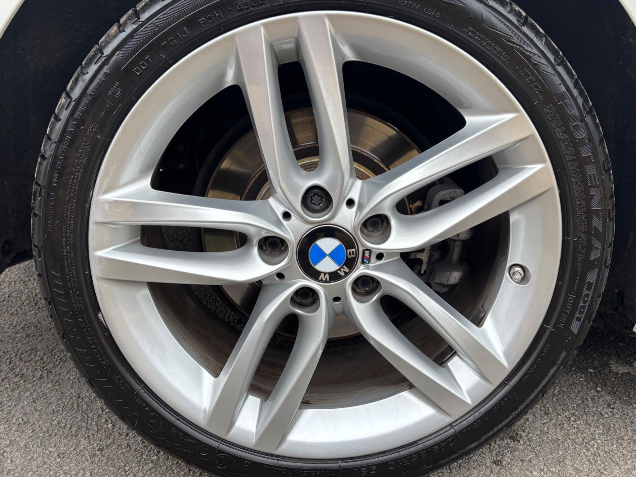 BMW 2 Series view 33