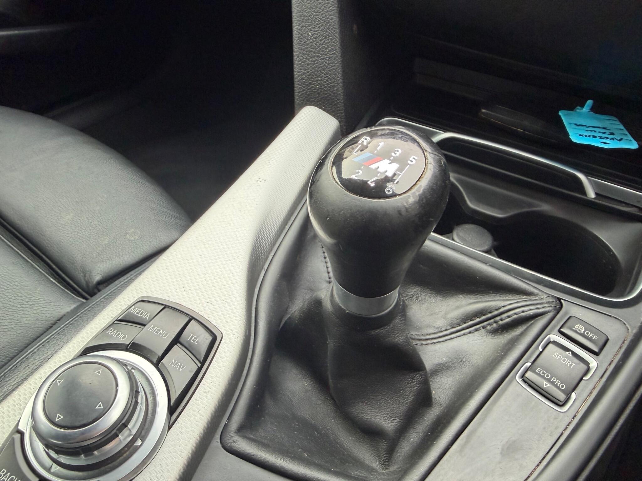 BMW 3 Series view 32