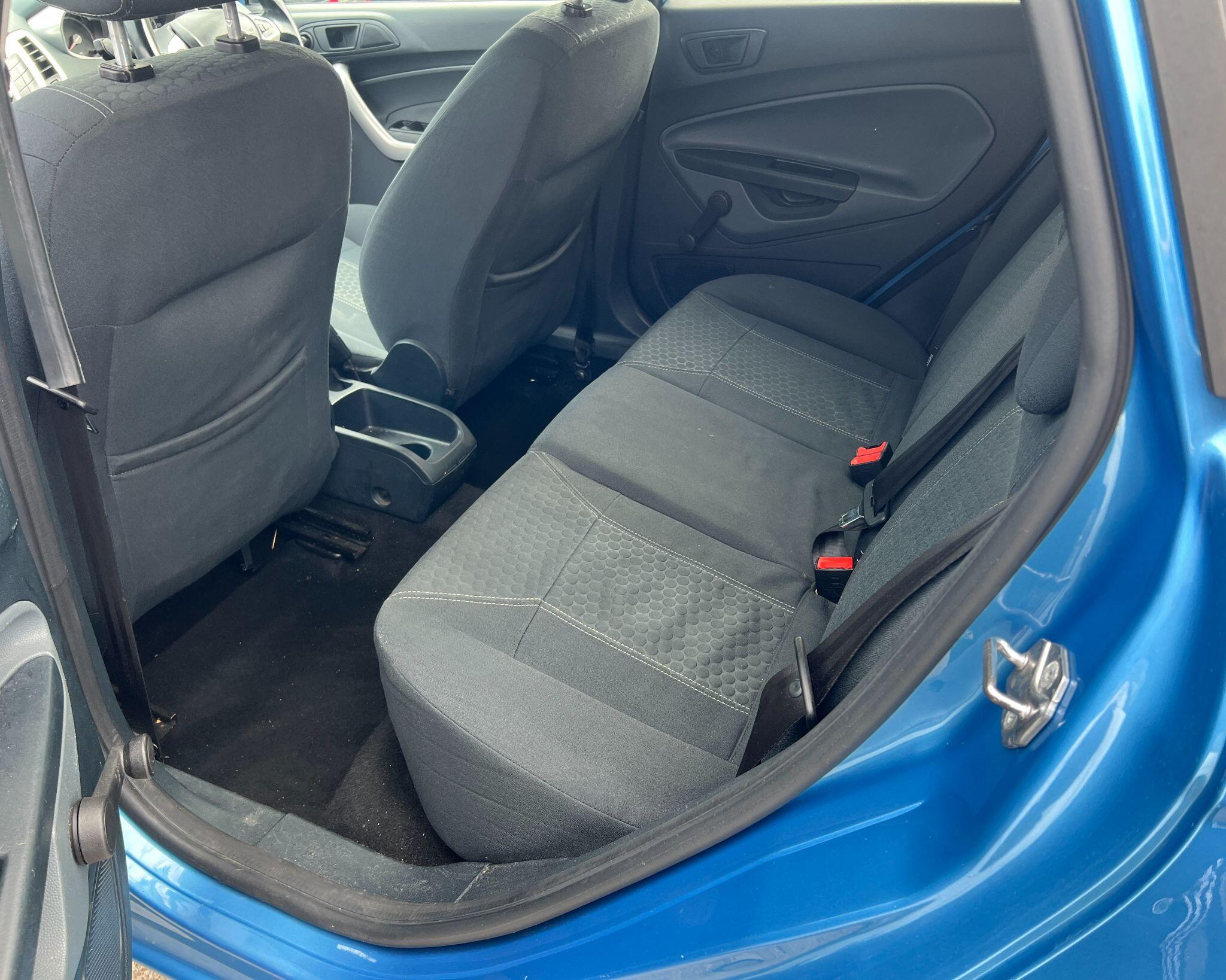 Ford Fiesta view 16