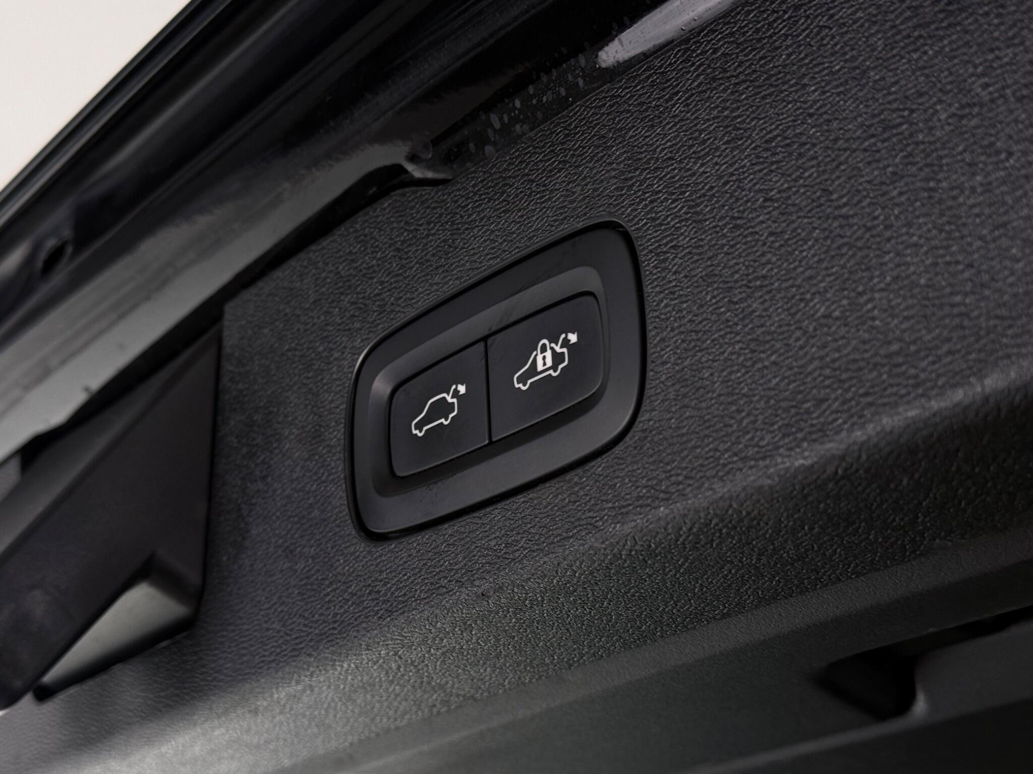 Volvo V60 view 11