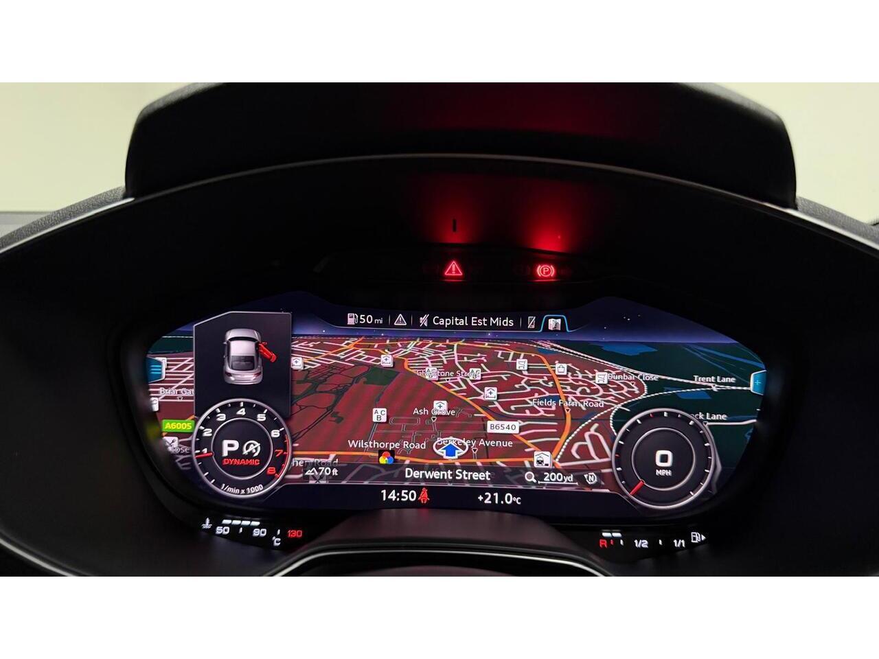 Audi TT view 18