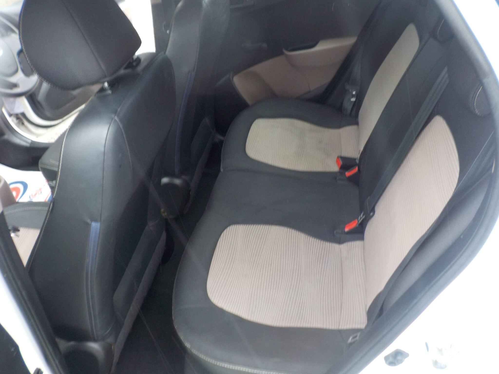 Hyundai i10 1.0 S Euro 5 5dr