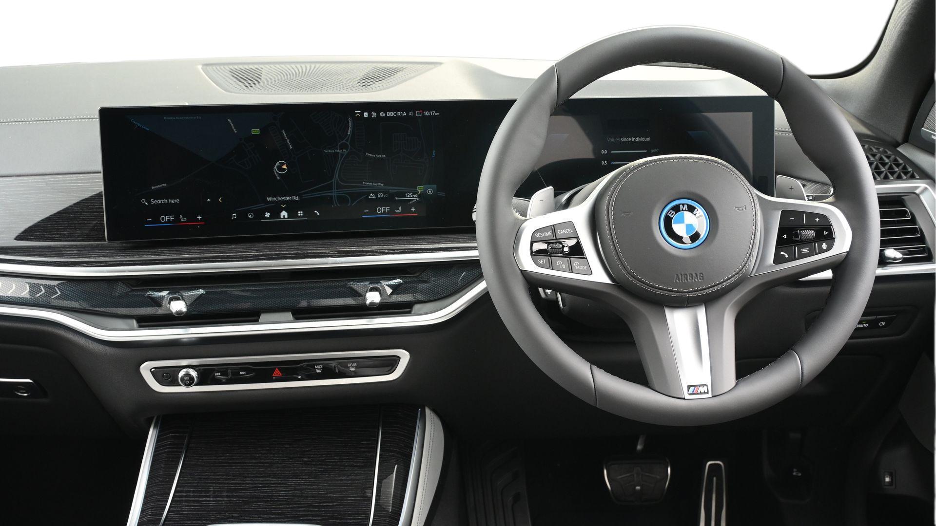 BMW X5 view 5