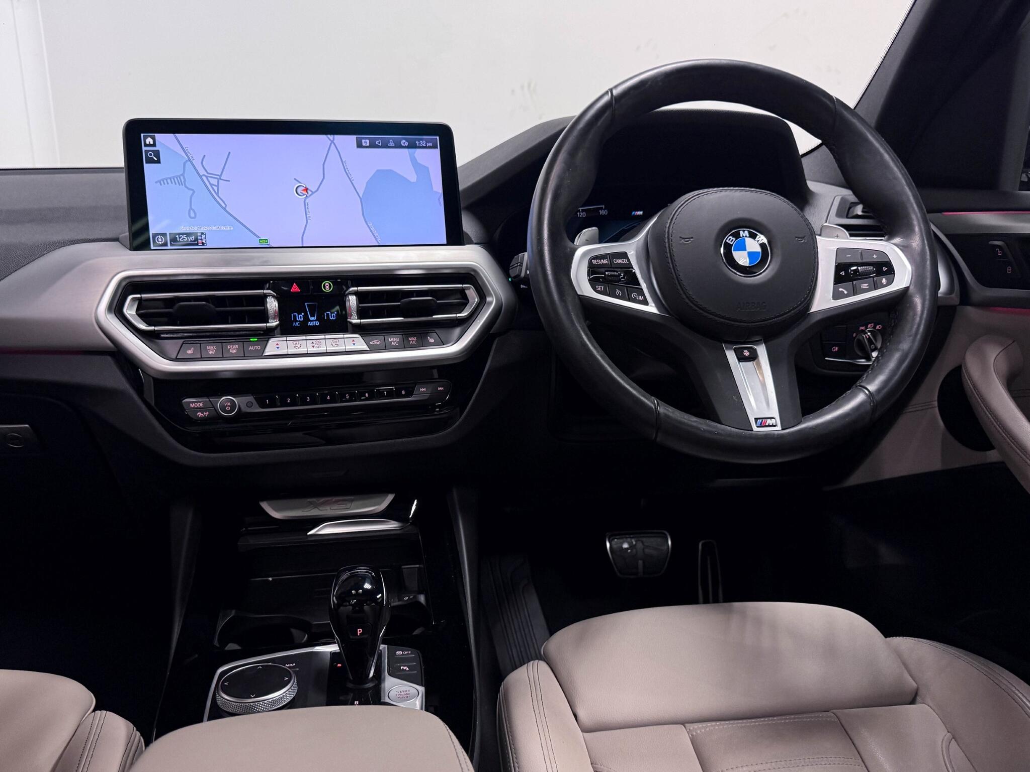 BMW X3 view 14