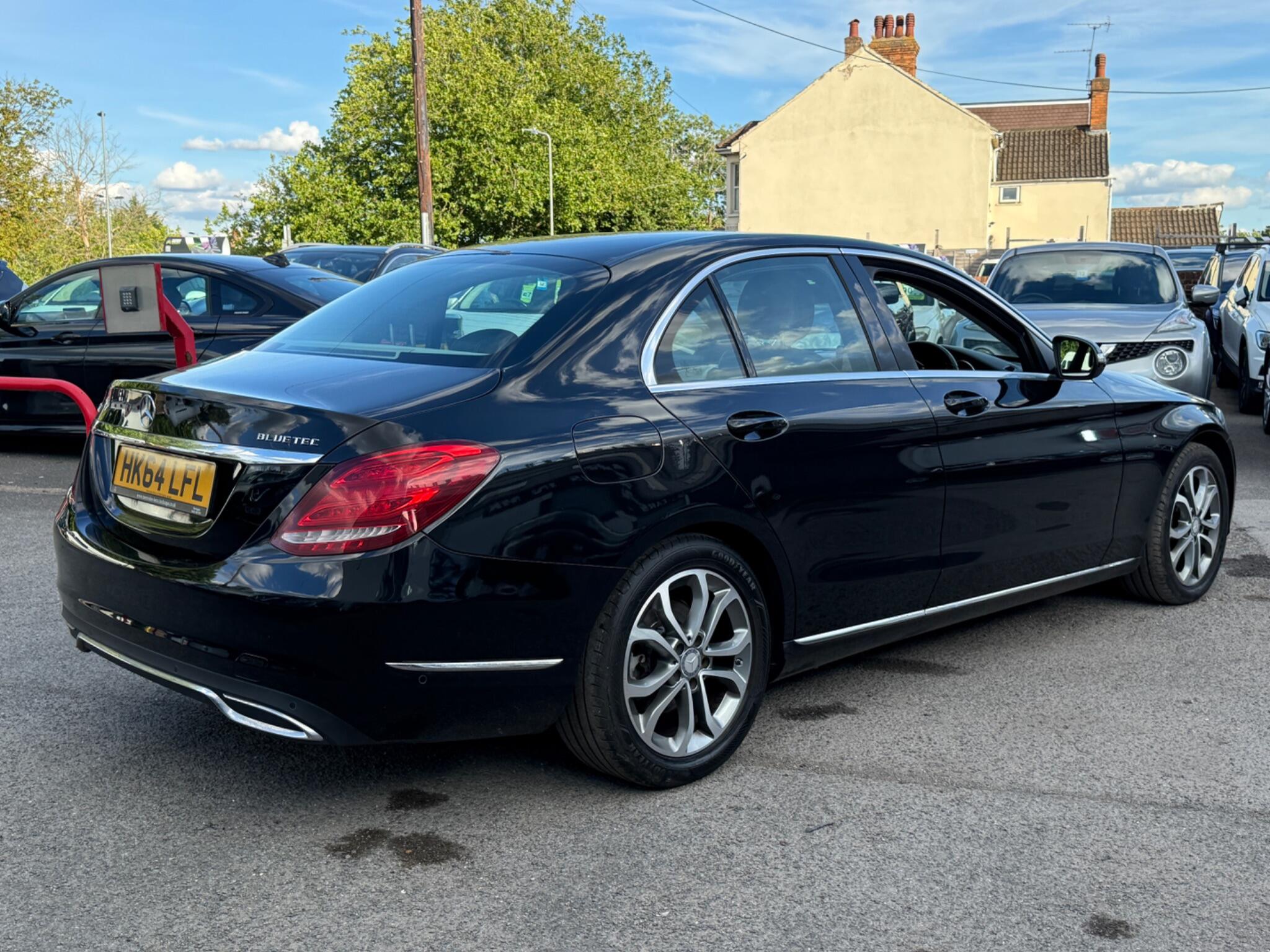 Mercedes-Benz C Class - Image 18