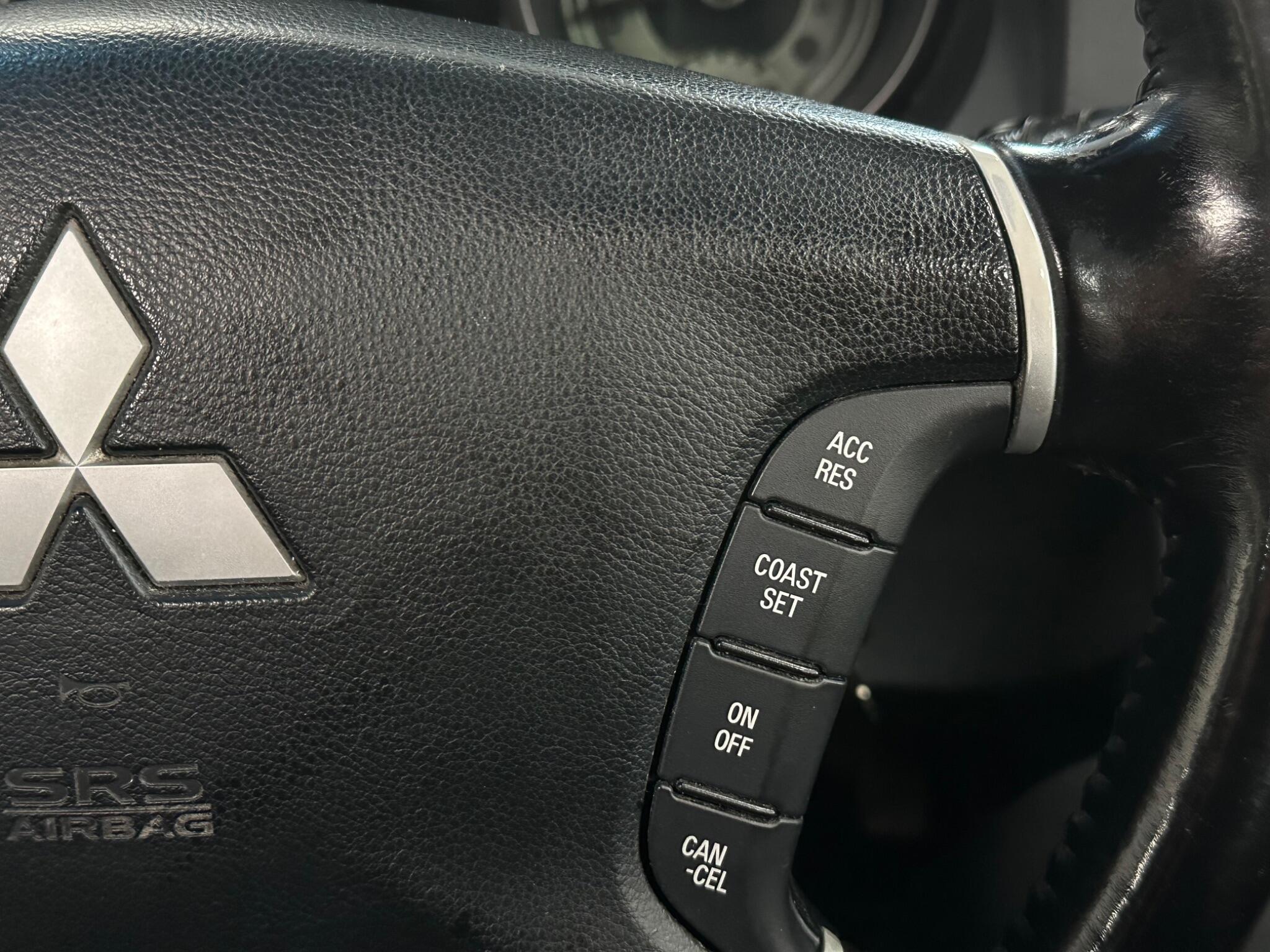 Mitsubishi Shogun view 20