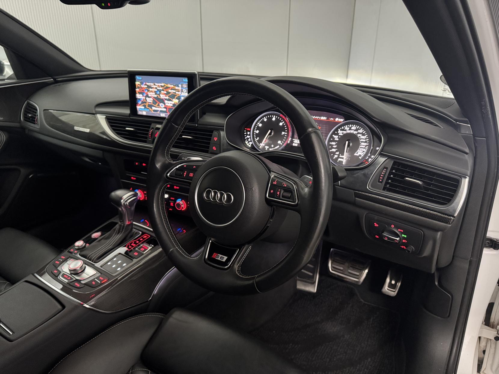 Audi S6 Saloon view 49