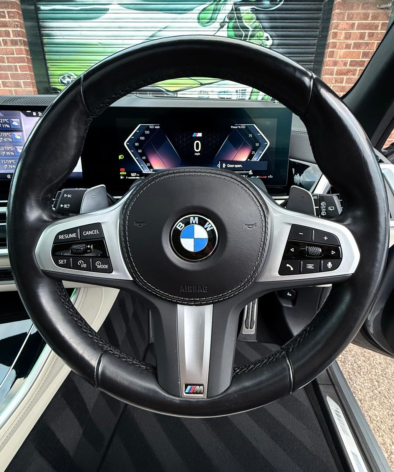 BMW X5 view 34
