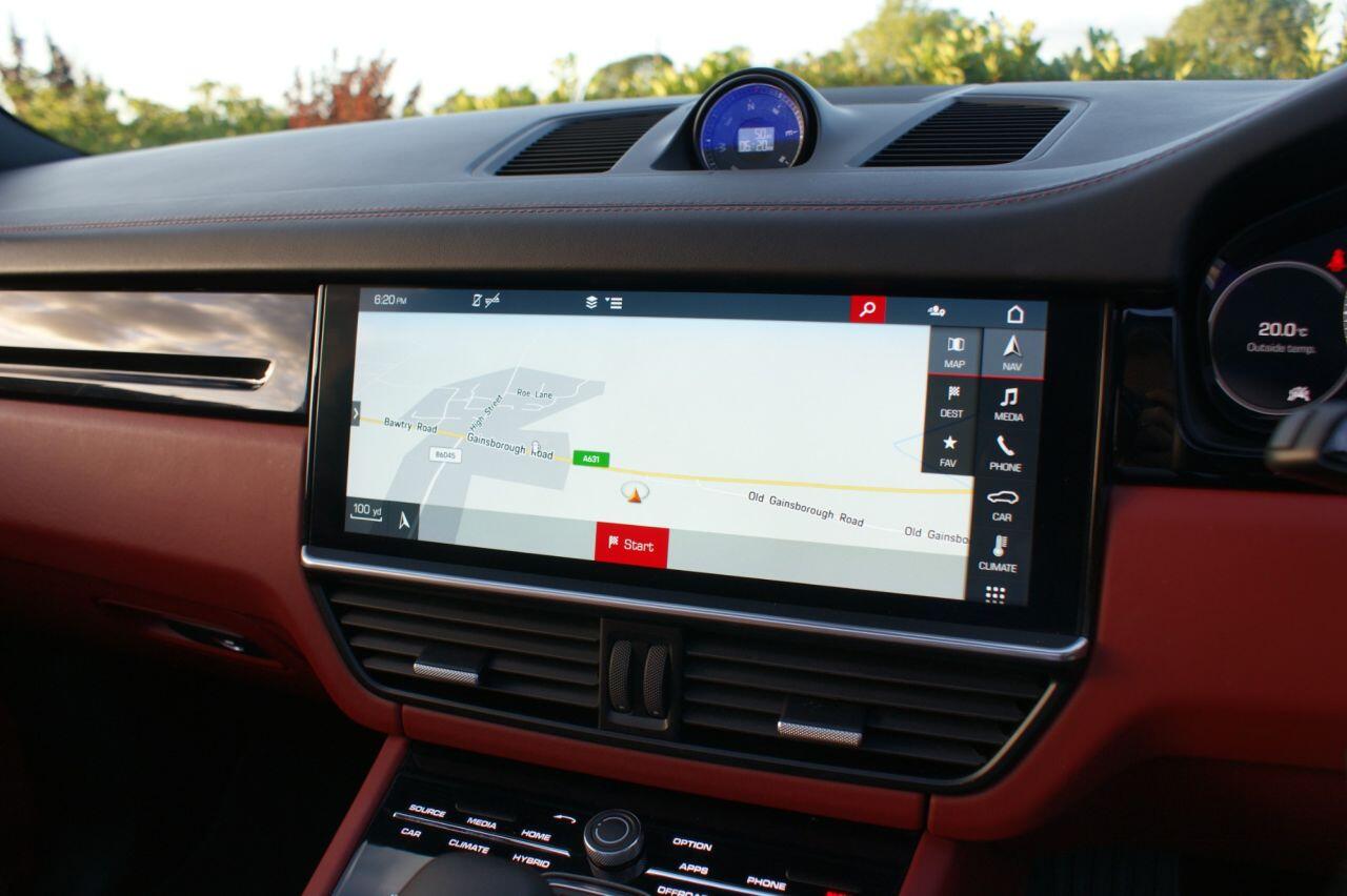 Porsche Cayenne view 53