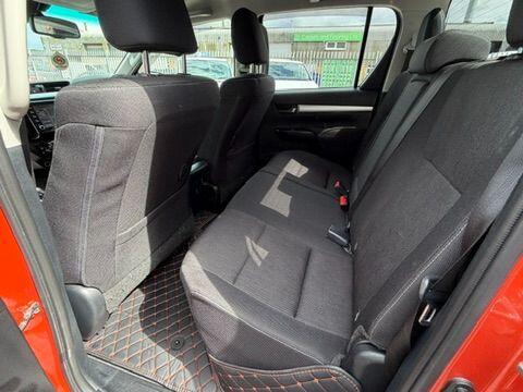 Toyota Hilux view 21