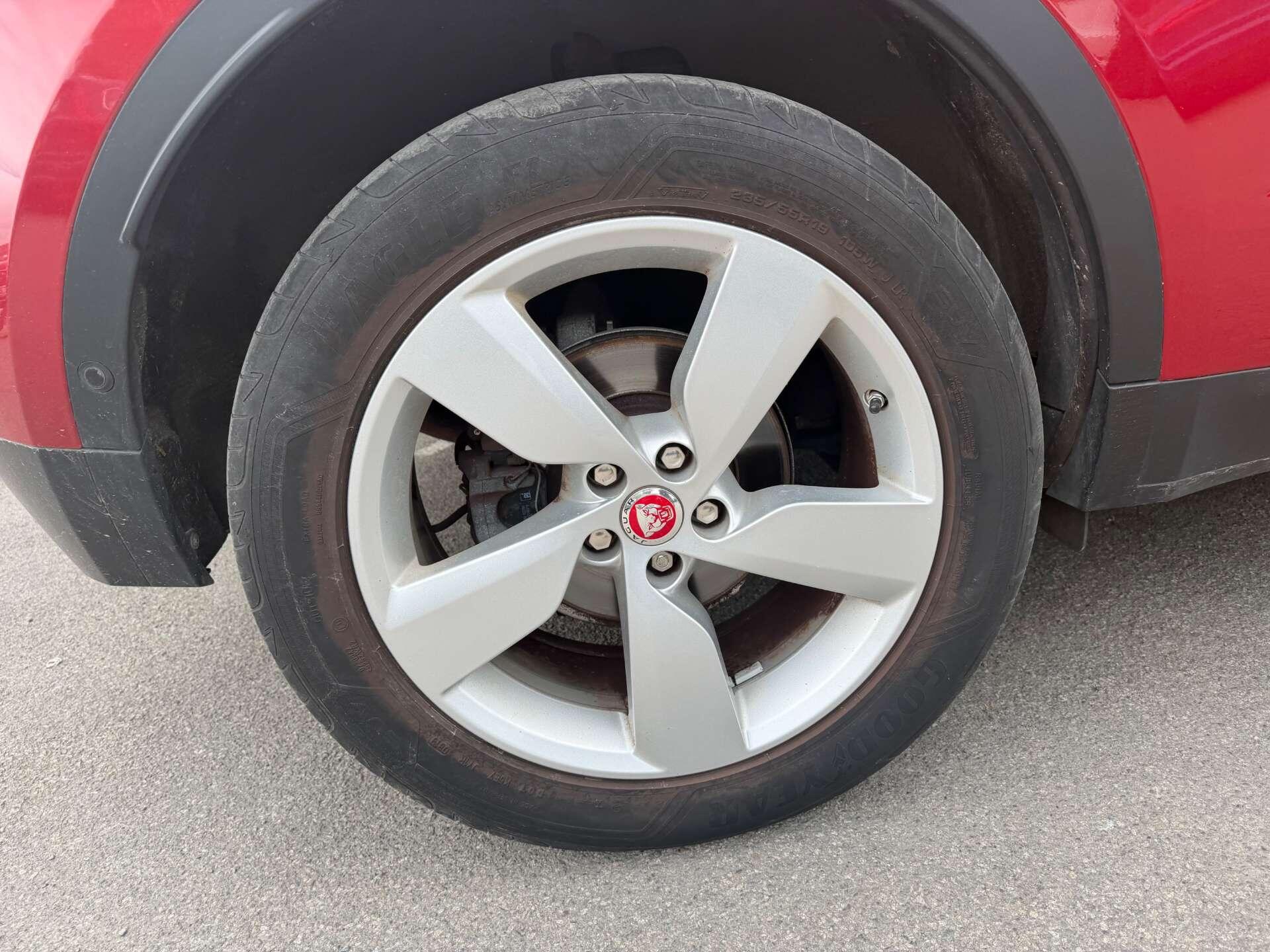 Jaguar E-Pace view 23