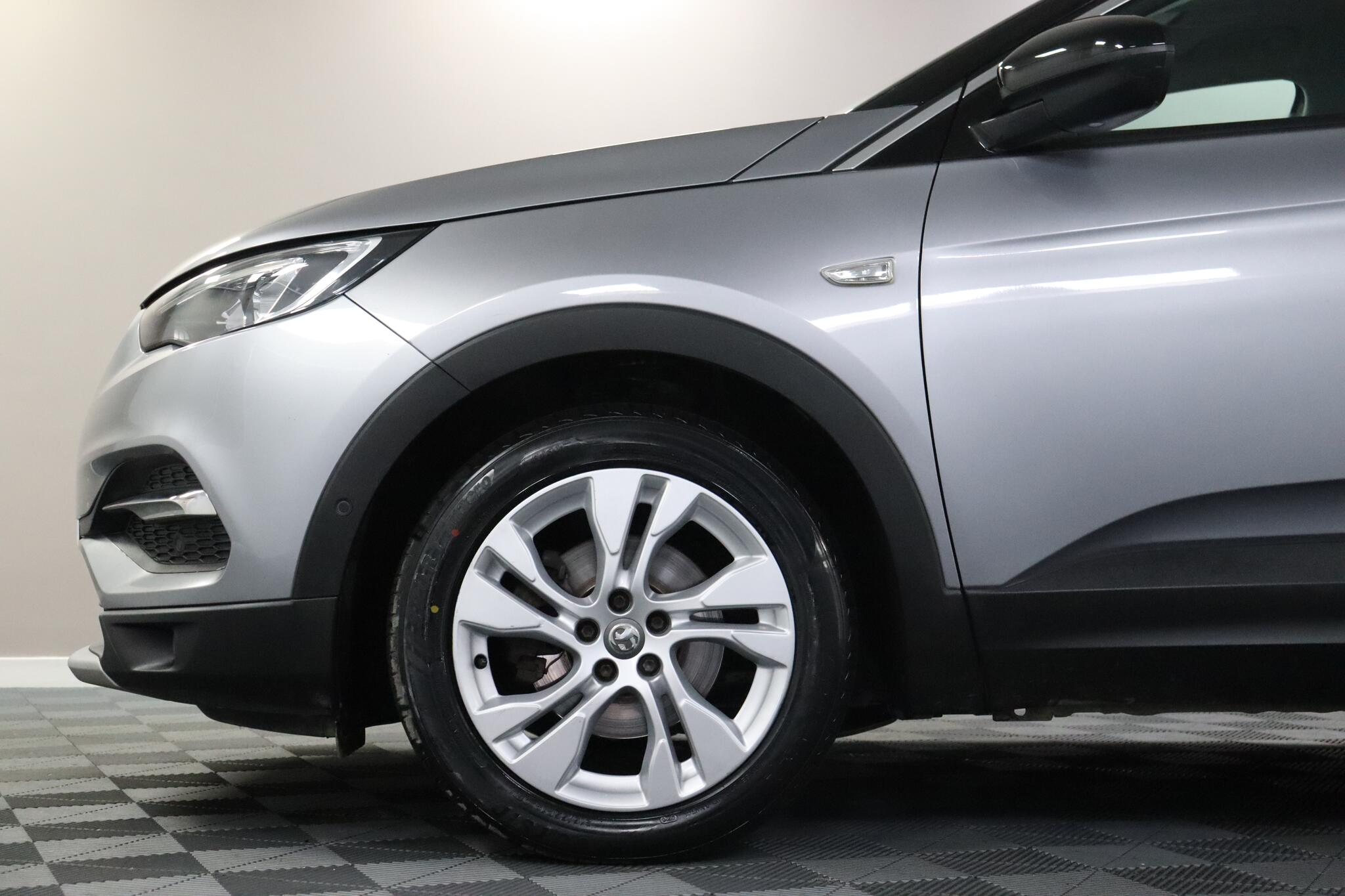 Vauxhall Grandland X view 30