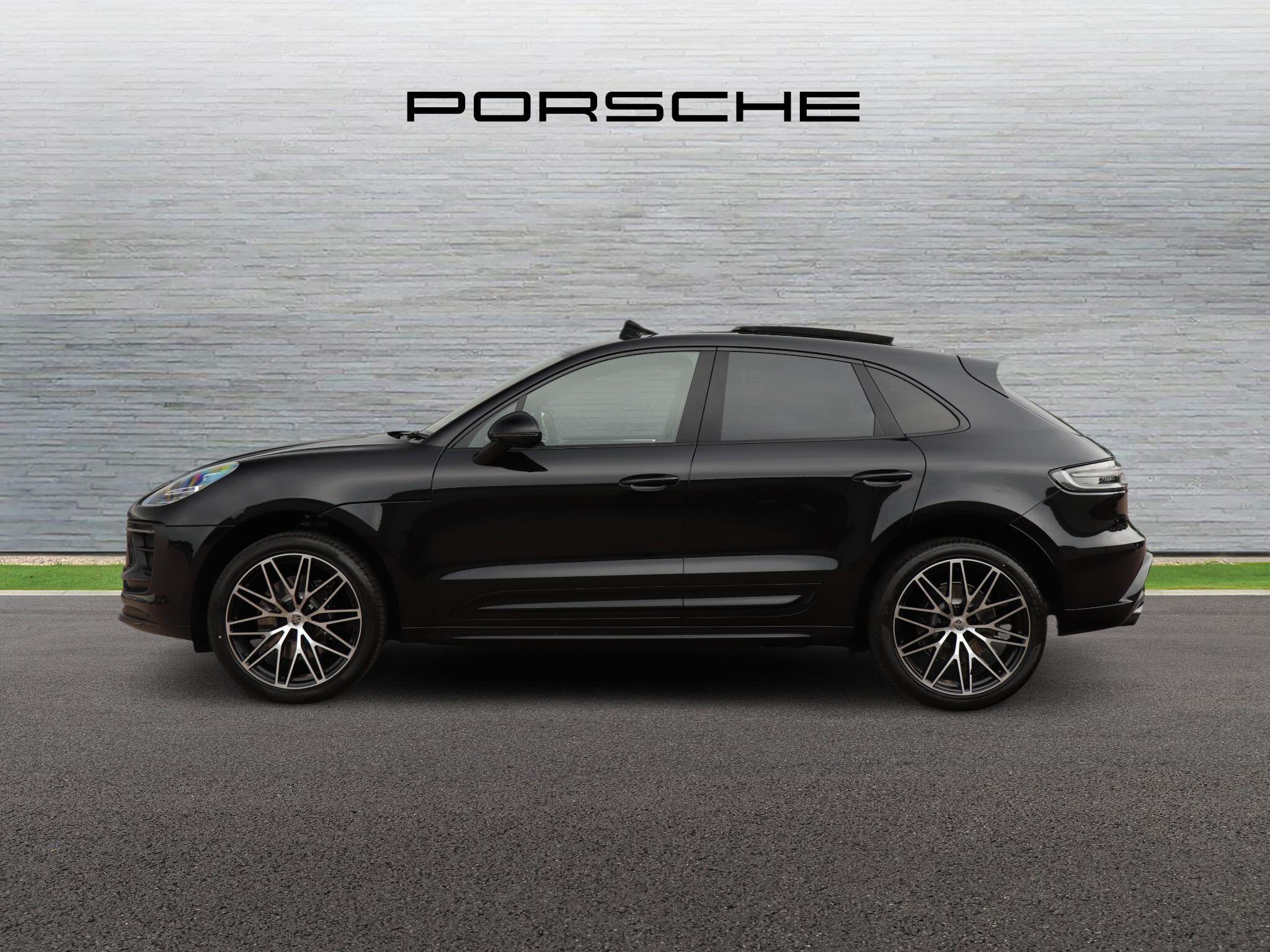 Porsche Macan view 6
