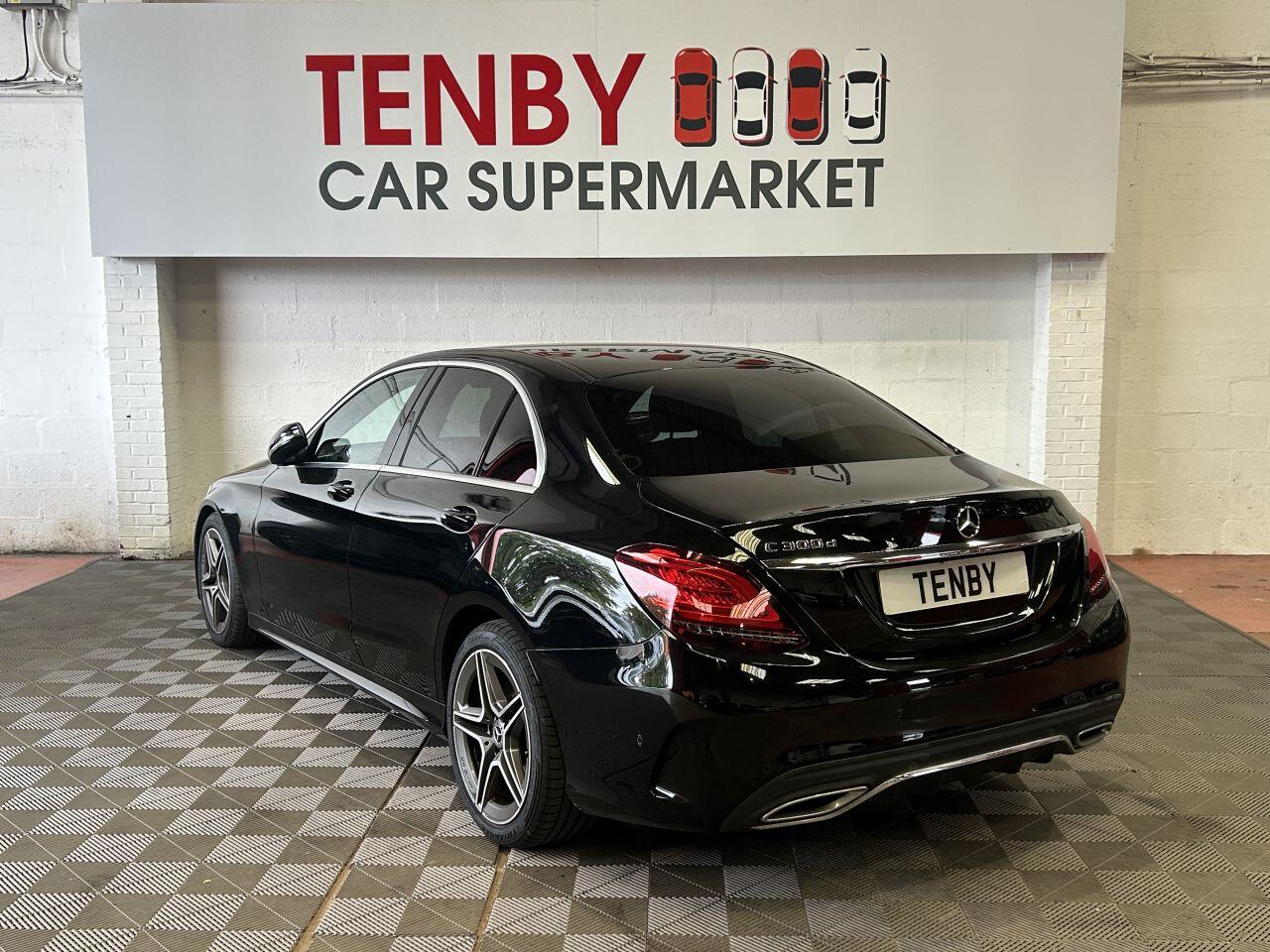 Mercedes-Benz C Class view 7