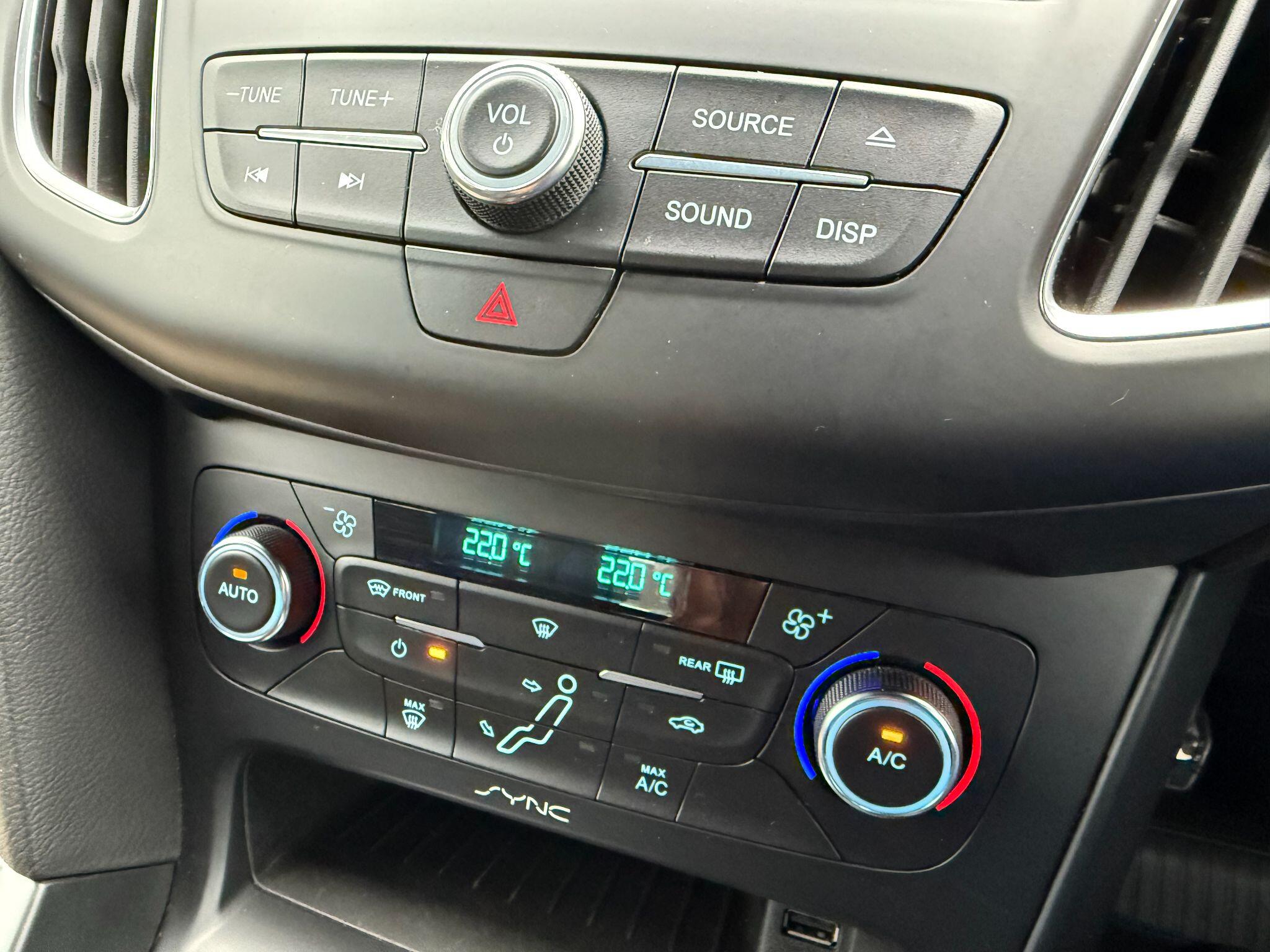 Ford Focus view 30