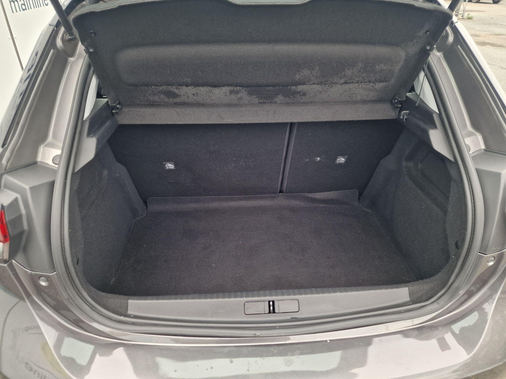 Vauxhall Corsa view 31