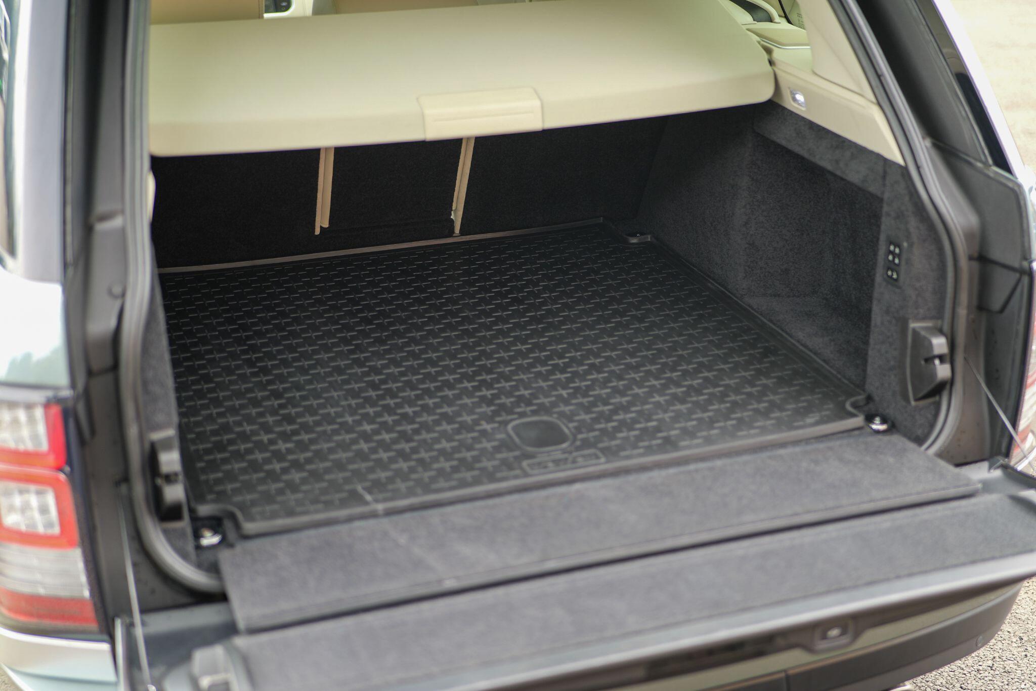 Land Rover Range Rover view 35