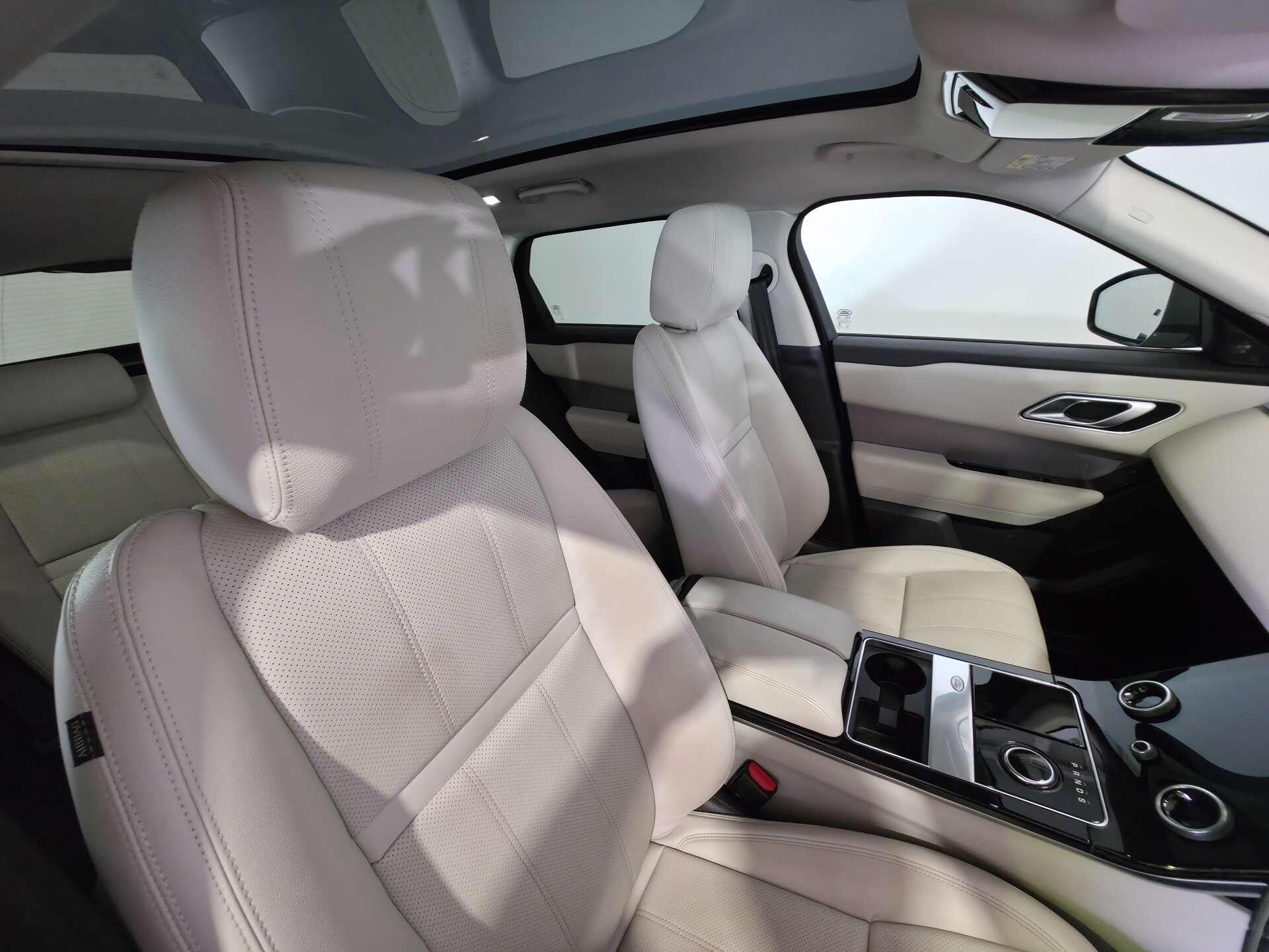 Land Rover Range Rover Velar view 54