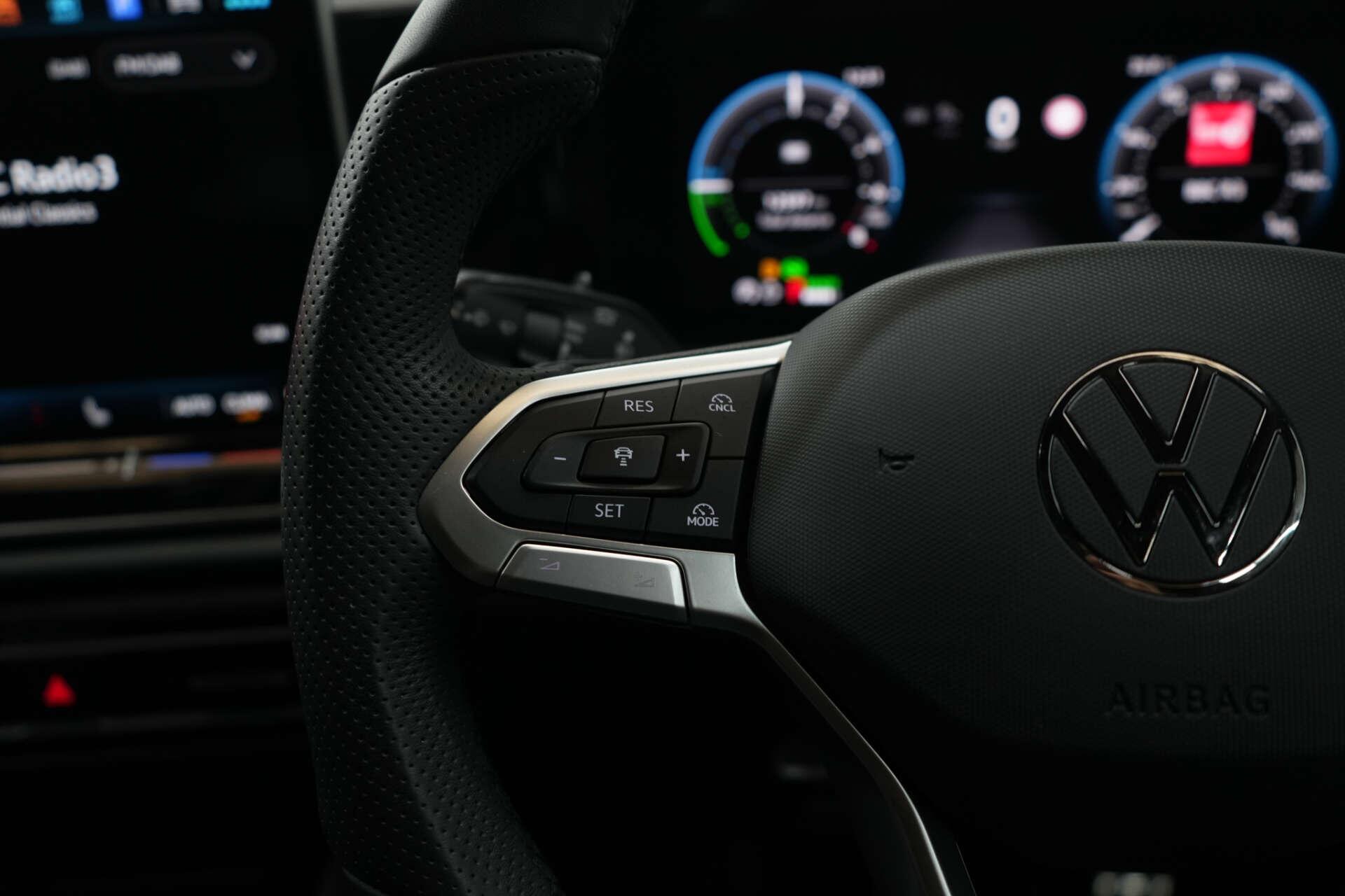Volkswagen Tiguan view 42