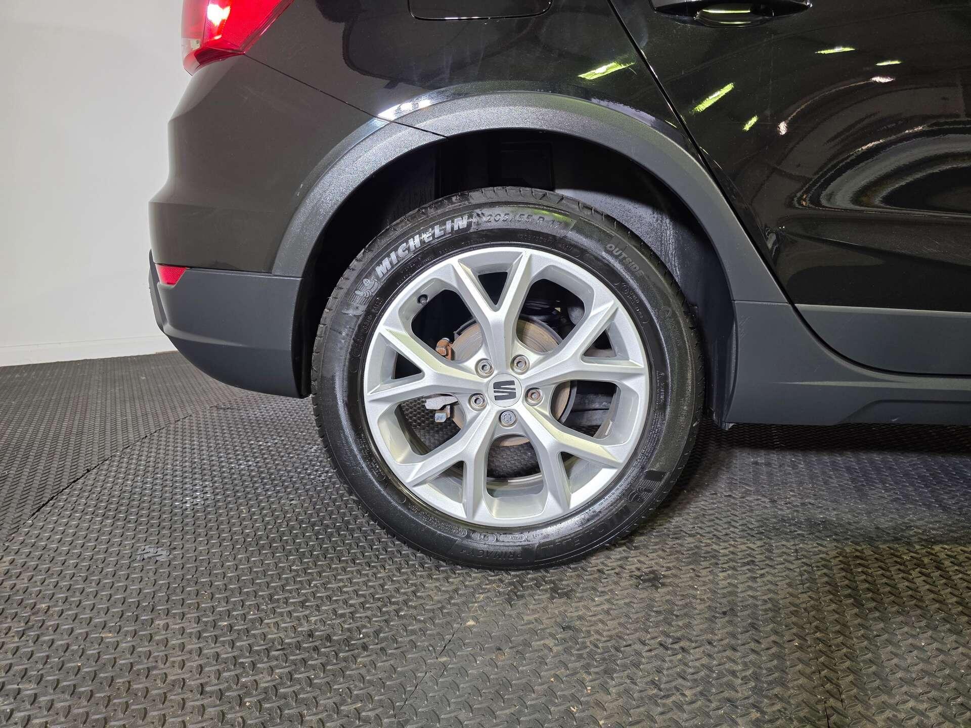 SEAT Arona view 60
