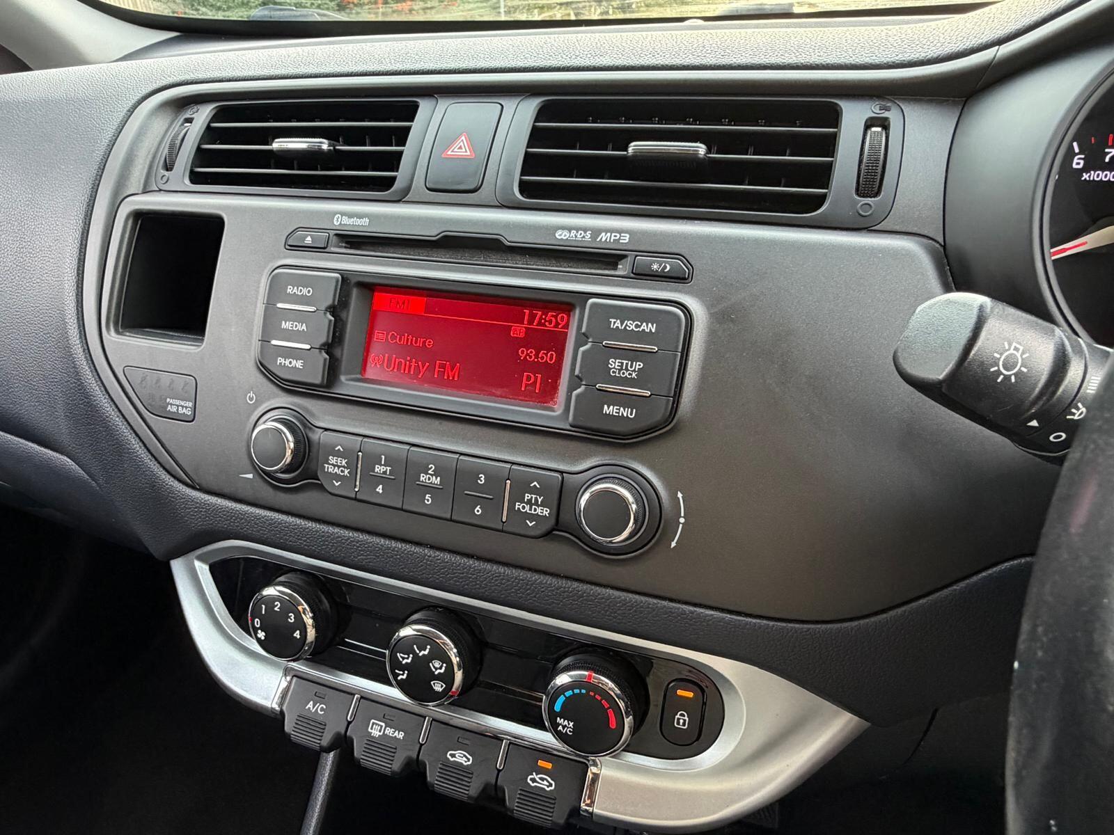 Kia Rio view 24