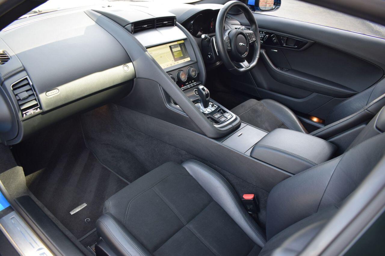 Jaguar F-Type view 27