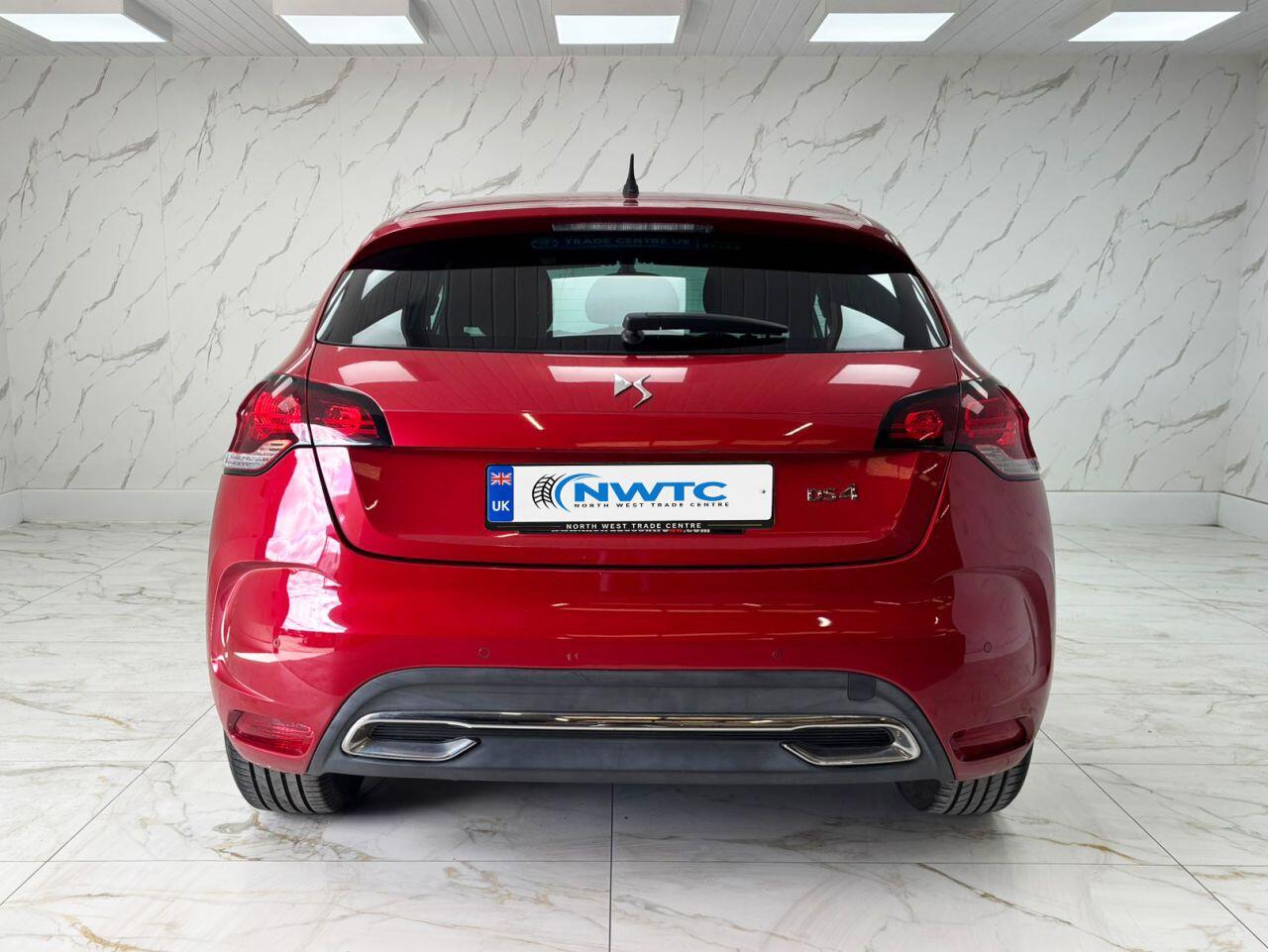 DS Automobiles DS 4 view 10