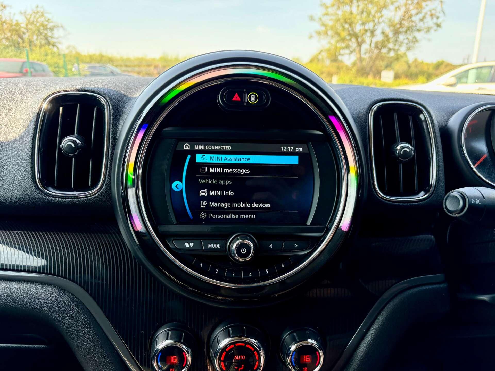 Mini Countryman view 44