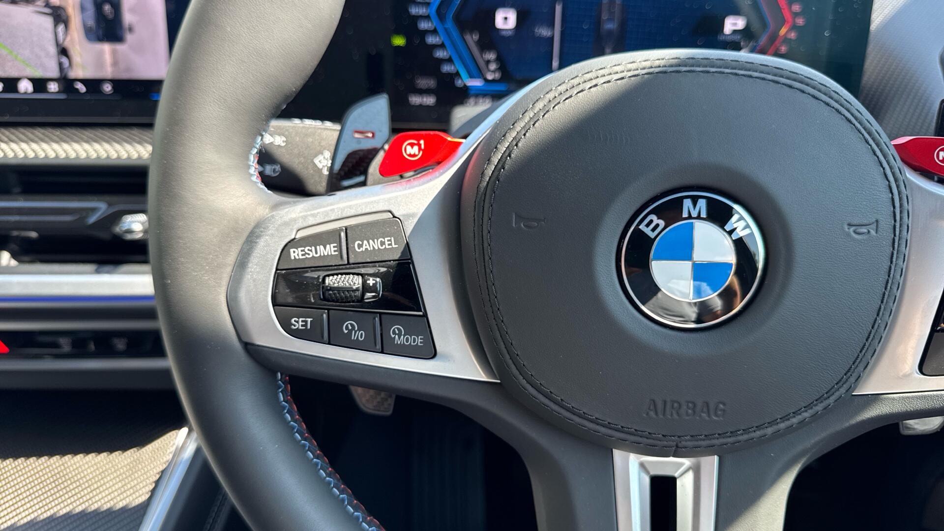 BMW XM view 50