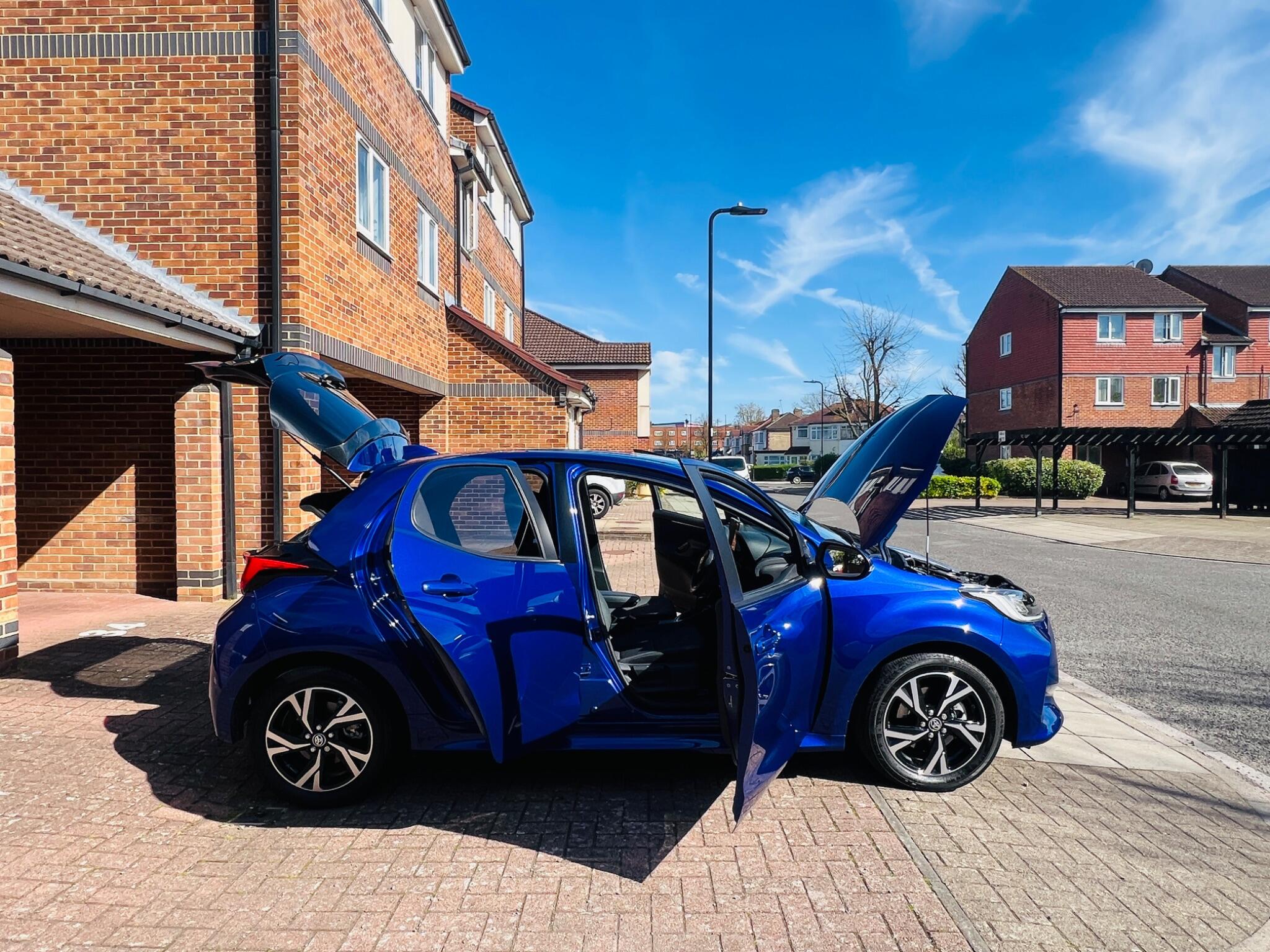Toyota Yaris view 30