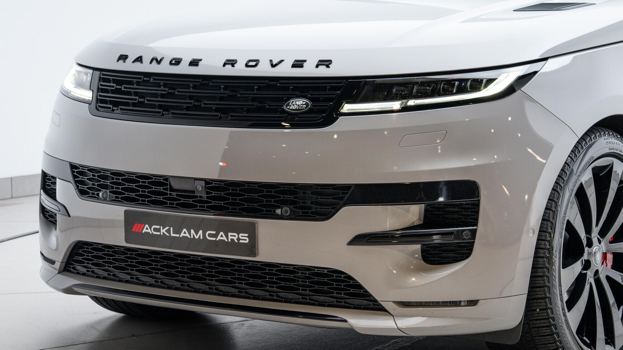 Land Rover Range Rover Sport view 9