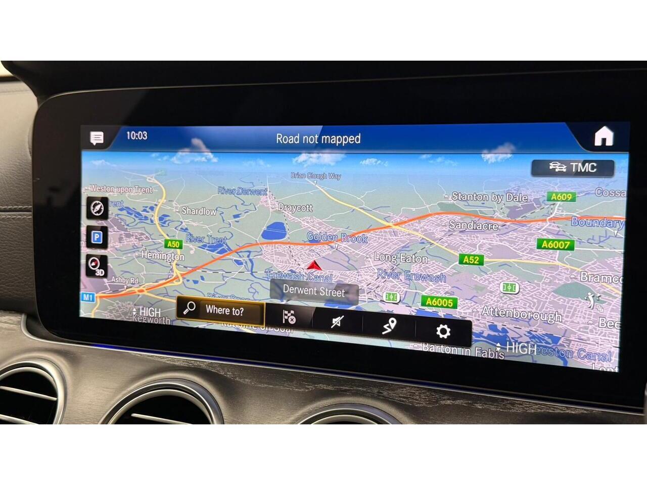 Mercedes-Benz E-Class view 31
