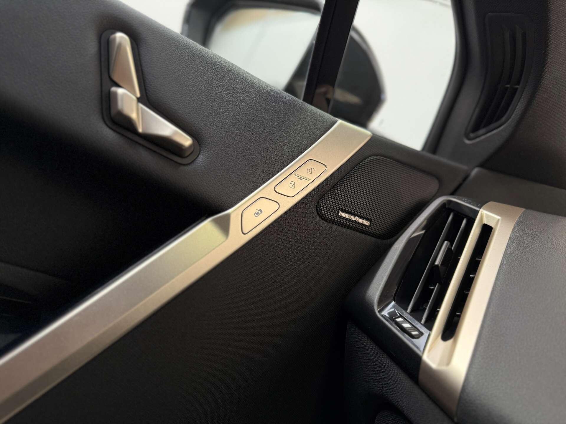 BMW Ix view 25